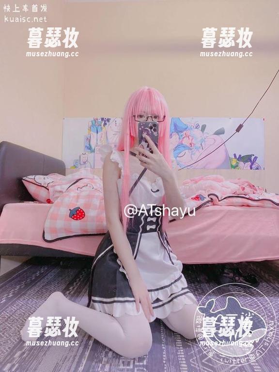 高清美图揭晓：AT鲨的圣诞反差小兔，打破了你对兔子的所有偏见。