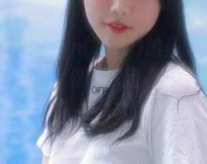 来欣赏Addielyn(에디린)的圣诞节美图合集，备好纸巾，保证满足“心灵圣诞快乐”的需求！