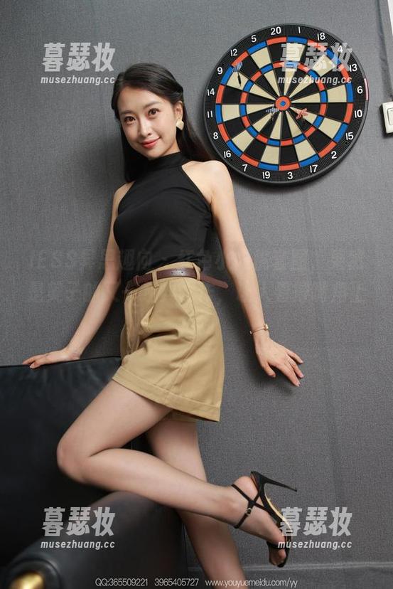 IESS异思趣向 - 红色小樱桃套图，果然是美子的又一经典之作，让人看得嘴角上扬。