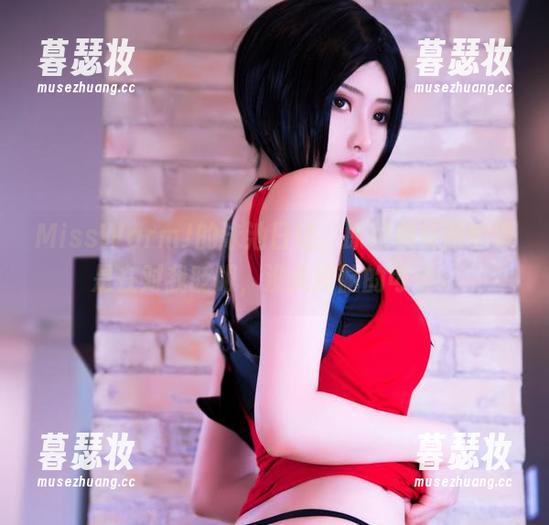 MissWarmJ的泳池日记，原图和资源都像是在对我眨眼，没头没脑的可爱。