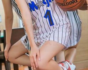 TouTiao头条女神 - 图包里的艾静香，真的是个小天使吗？