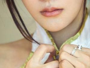 TuiGirl推女郎 - 艾栗栗那双“看起来能长到天花板”的腿，全套原图都有哦～