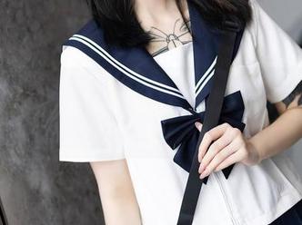 XIAOYU语画界 - 原图，让梦心玥的旗袍成为你的壁纸，观看的时候别流口水哦。