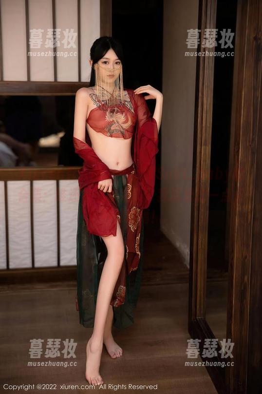 Xiuren秀人网-Suki_baby Xiuren秀人网 - 兔女郎Suki_baby的合集:谁还在追求完美,我就爱这一点点不修边幅!