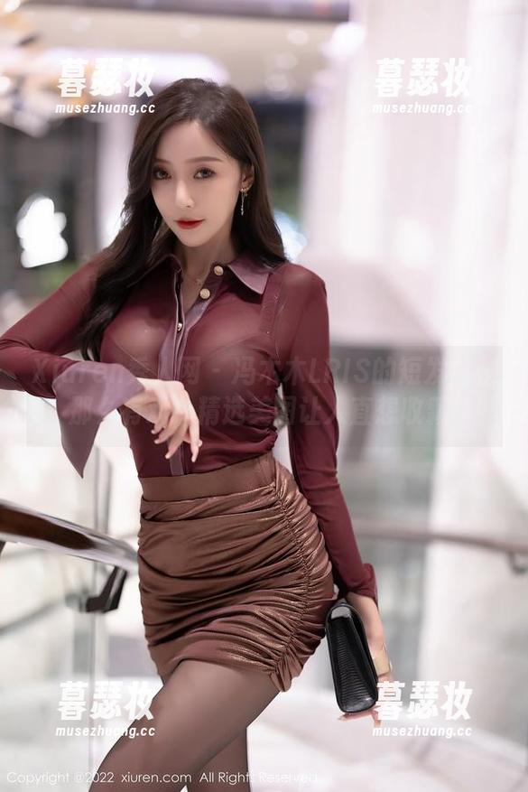 Xiuren秀人网-冯木木LRIS Xiuren秀人网 - 冯木木LRIS的短发总是那么有戏,精选美图让人直想收藏!