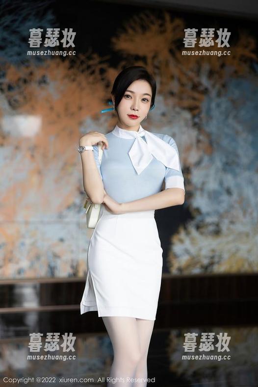Xiuren秀人网-果果Nikki Xiuren秀人网 - 最新图集:果果Nikki的学妹,令人好奇的姿态。