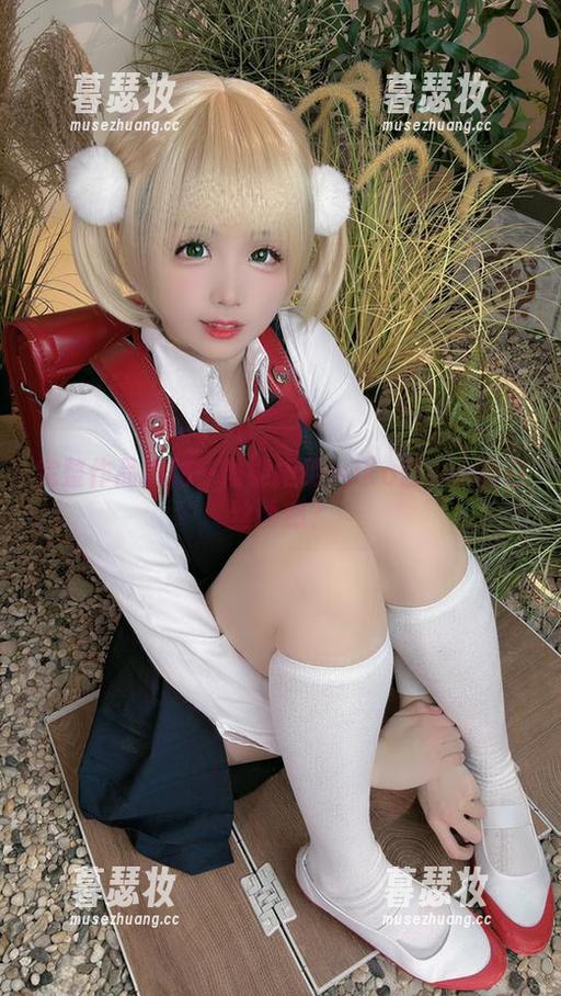 miko酱ww 完整作品揭秘—谁能拒绝miko酱ww的白丝诱惑?