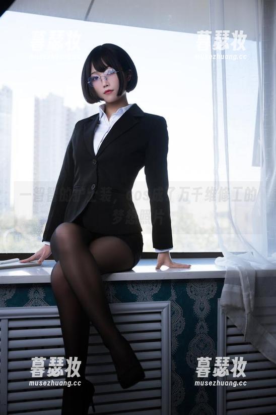 一智智 一智智的护士装,cos成了万千维修工的梦想照片