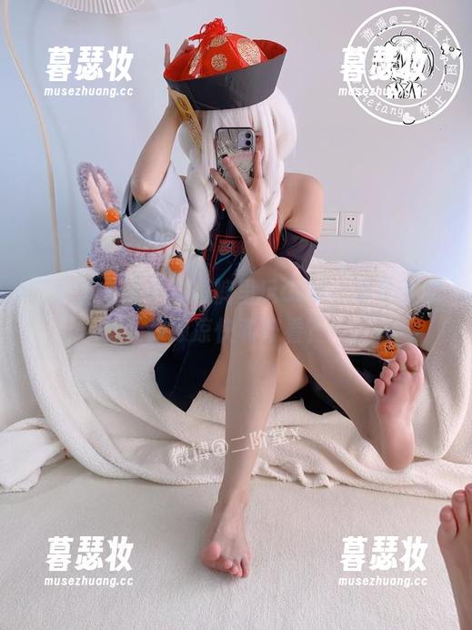 二阶堂宅绘子在短裤里玩COS，谁说不能兼顾凉快和好看？