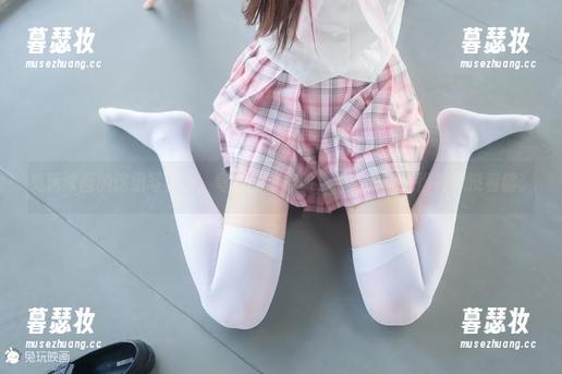 兔玩映画 兔玩映画的这组写真集,穹妹的体操服,怎么看都觉得好像没看够。