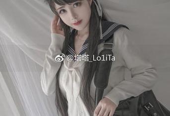 白衬衫，一件不正经的作品：塔塔_Lo1iTa全集大揭秘！