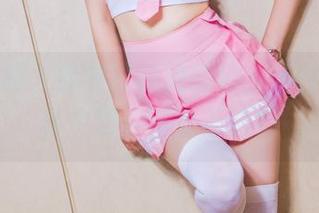 头条女神 - 乔安的私房图包，让白丝成为新主流，谁敢不服？