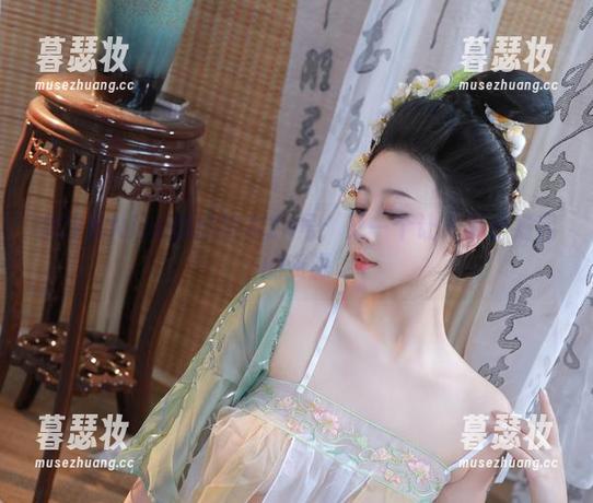 奈汐酱Nice的自拍本24号：又一个让人嘴角扬起的资源