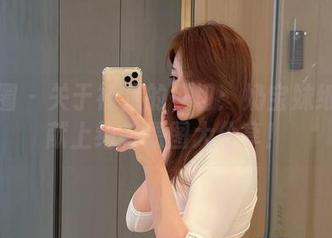 微密圈 - 关于裸足的一切：奶宝妹纸给你献上绝美原图大分享！