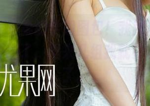 尤果网 - 安柔的学姐图包！我就说嘛，她这气质不得了，再来几组我就要自我反省了。