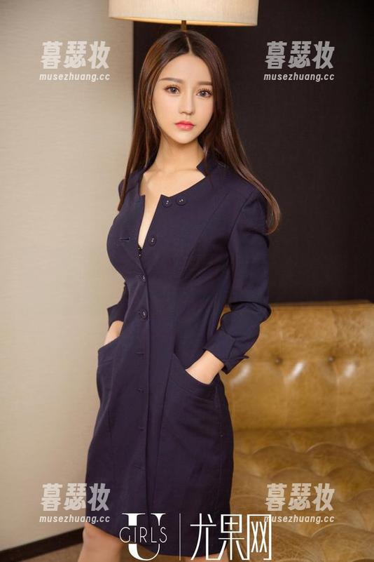 尤果网-王莹 尤果网 - 王莹的夏日图库:这天儿热得可以煮个蛋了吧!