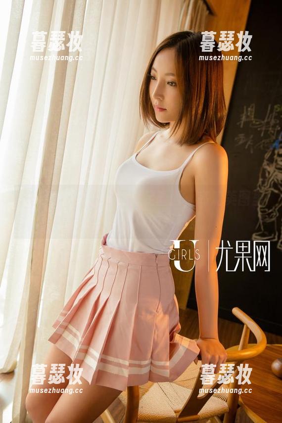 尤果网-韩安琪 尤果网 - 韩安琪的裸足画面,高清美图里藏着些放肆的灵动。