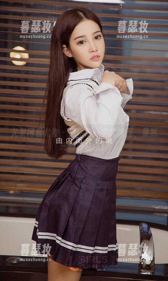 尤果网爱尤物-赵伊彤 尤果网爱尤物 - 赵伊彤:全套裸足,果然光脚最自由!
