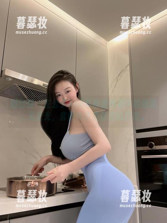 左公子666 微密圈 - 左公子666与粉粉色奶牛的邂逅,无圣光,套图也许是错位的狂欢。