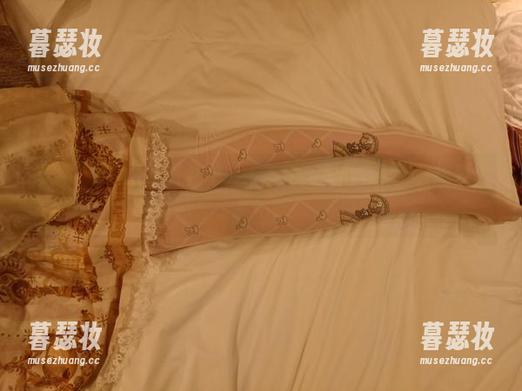 想要个公主抱 谁能抵挡得住这套私拍女王系列,不过我的心只想要个公主抱呀!