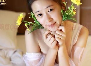 推女神 - 王婉悠Queen写真中的清纯，是否是她的“标志性装备”？