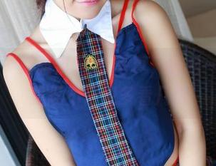 推女神 - 莫雅淇的JK写真，轻松一瞥，让我忍不住想多看几眼