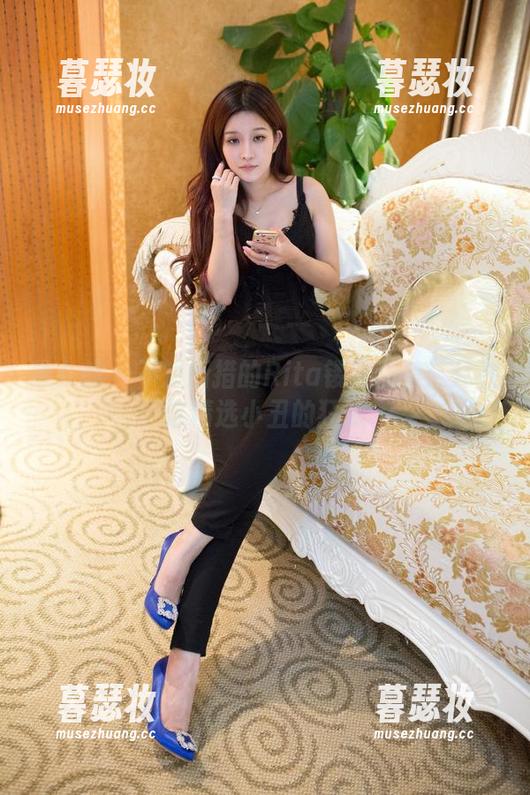 推女郎 - 不知所措的Rita镂空图集：尽在这精选小丑的狂欢