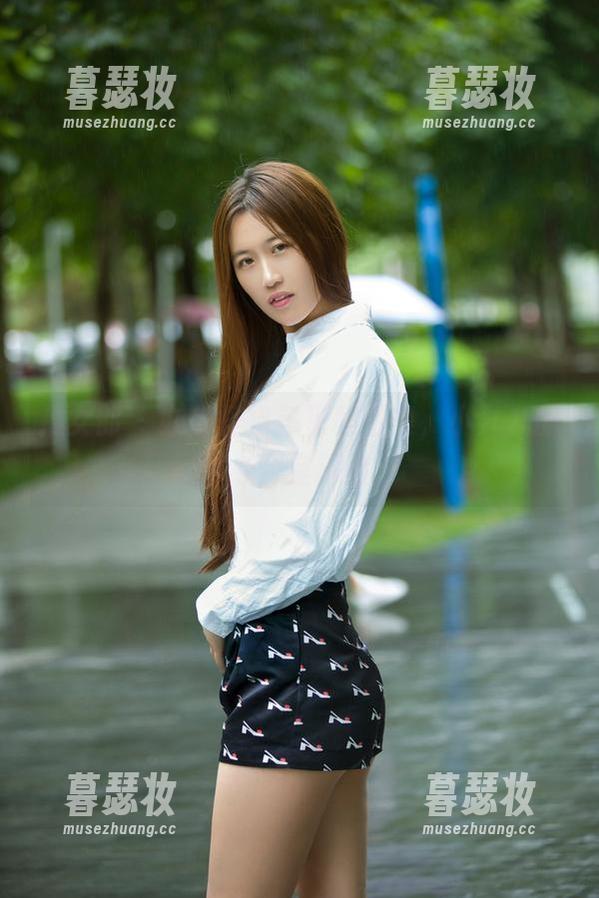 推女郎 - 办公怪招与福利图集，小九九的办公室探险