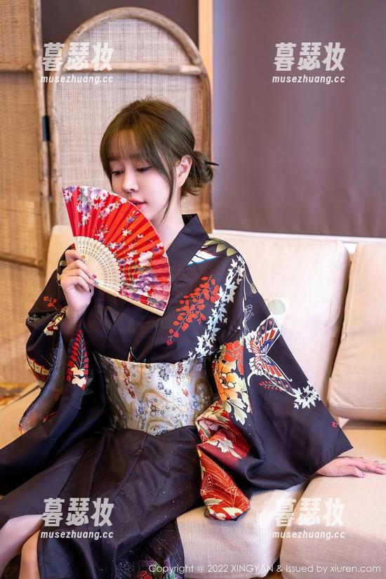 星颜社 - 李若汐ci的水手服探险，高清记录每一个小细节