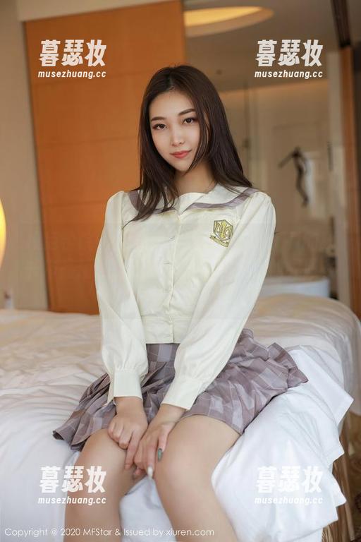 模范学院-思淇Sukiiii 模范学院 - 无意间看到思淇Sukiiii的秘书作品精选,哎呀,工作和放松的界限在哪里呢?
