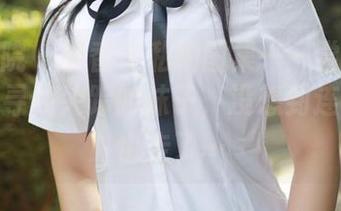 模范学院 - 桃香子私拍图集——尝试下在瑜伽里寻找失踪的袜子，没想到连平衡感也走了…