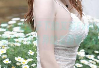 模范学院 - 红裙子下的艾莉Evelyn：网盘里有没有奇异的东西等着我？