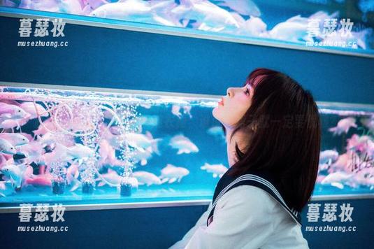 河豚抚子 私拍合集:河豚抚子的连衣裙,谁说穿裙子就一定要优雅?