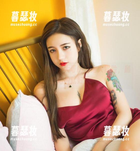 洛丽塔大哥 免费写真,洛丽塔大哥的白裙大冒险,随意拍拍就好!