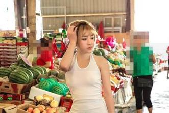 爱丝 - 来看何冉的网袜大挑战！在线美图，敢不敢来比？