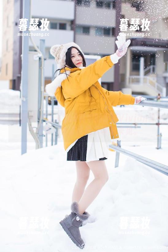 爱蜜社-妤薇Vivian 爱蜜社 - 让人沉浸其中的妤薇Vivian夏日图集,全套展现只等你来见。