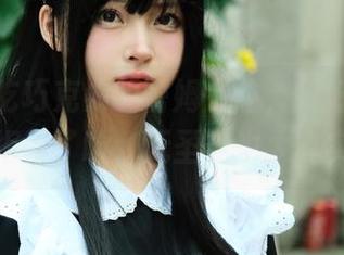 白莉爱吃巧克力的蕾姆女仆，很好奇她的魔法衣柜藏了啥，无圣光也太真实了吧！