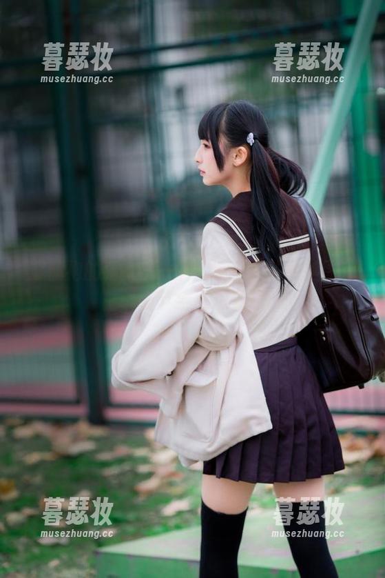 神楽坂真冬 穿旗袍的猫女——神楽坂真冬的私拍图包,细节全靠想象哦