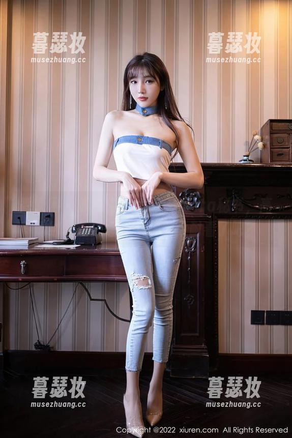 秀人网-大橘BBKira 秀人网 - 原图中的大橘BBKira秘书,高清细节让人想——这也太耐看了吧?