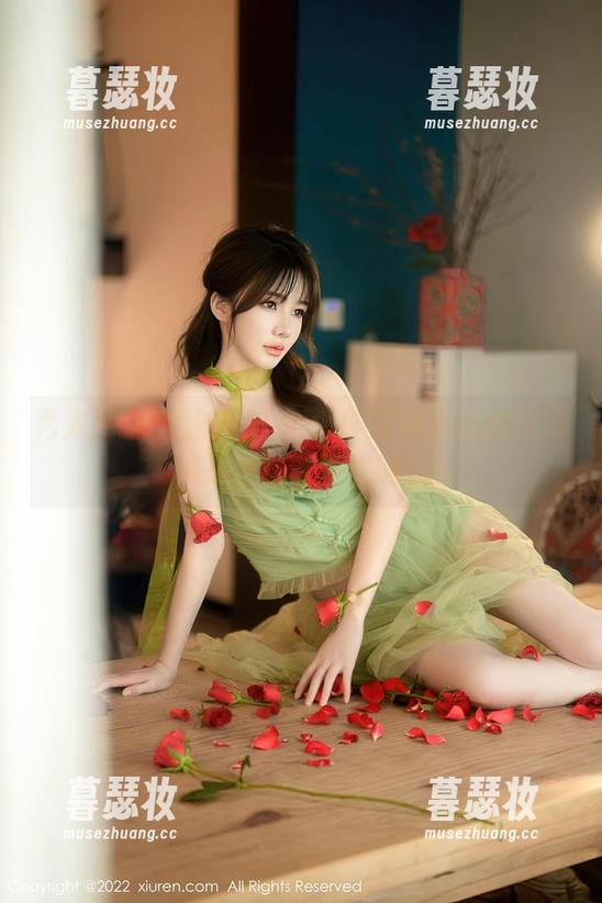 秀人网-奈汐酱nice 秀人网 - 奈汐酱nice那件居家服让我想问:就是为居家而生吗?!