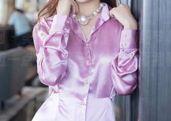 秀人网 - 美图里，安琪旗袍的细节真让人想靠近一点，是不是那皱褶里面藏着某种秘密？