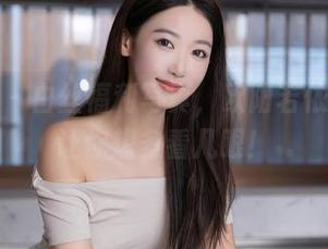 秀人网 - 白丝福利写真，欧阳若依真的会让你想多看几眼！