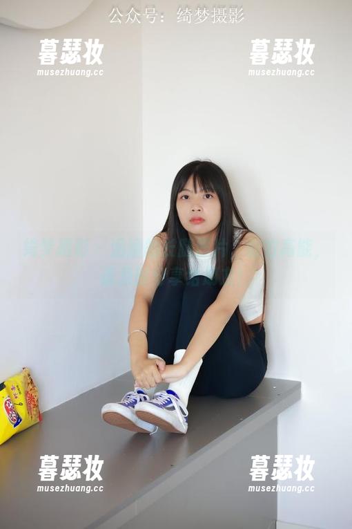 绮梦摄影 - 涵涵的长腿照片，前方高能，请及时分享给朋友！