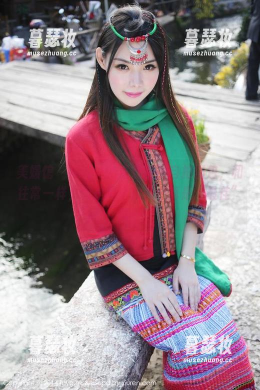 美媛馆-Angela喜欢猫 美媛馆 - Angela喜欢猫的自拍图包,和往常一样,但是哪个角度才算是“最佳”呢?