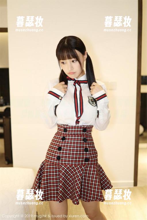 美媛馆-于大乔 美媛馆 - 为啥于大乔的美脚在高清写真里显得那么迷人?算了,问了也没用