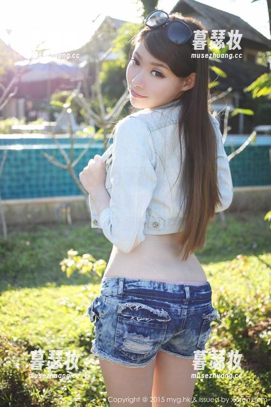 美媛馆-杨晓青儿 美媛馆 - 职业装分享时间到,看了杨晓青儿的图后,我开始琢磨,换个遮掩法我可能直接升职!