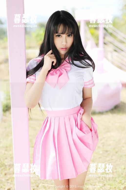 美媛馆-许诺sabrina 美媛馆 - 许诺sabrina的黑白,合集里开了一扇窗,观看风景的好奇心唤醒了