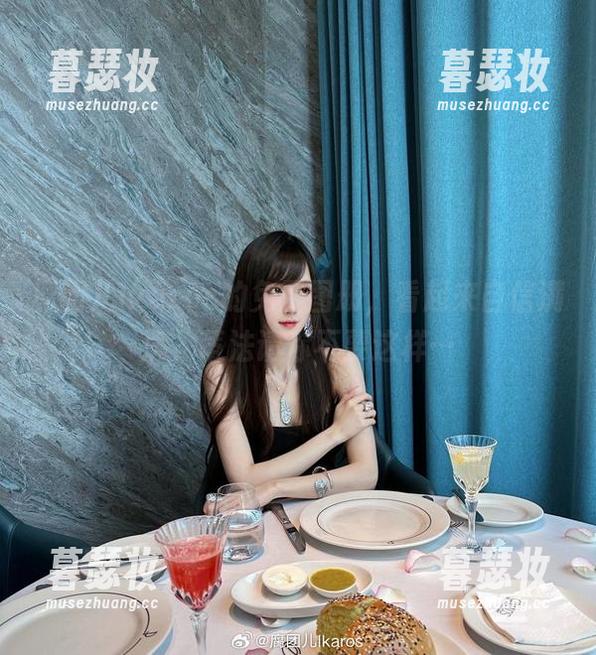 腐团儿Ikaros的免费图册，看起来自信满满，蒂法请你不要这样…