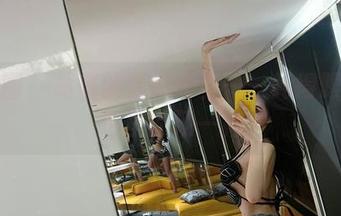 微密圈 - 葛征的清纯写真——纯得跟生煎包里的汤一样