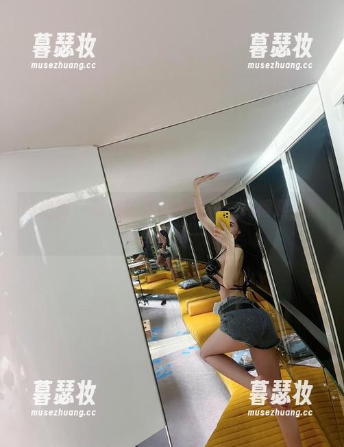 葛征 微密圈 - 葛征的清纯写真——纯得跟生煎包里的汤一样